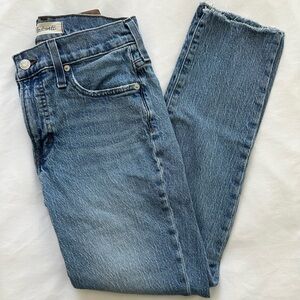 Madewell Blue Straight Jeans for Timeless Comfort